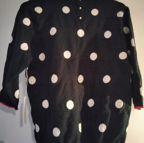 Top - Picture 2 of 4